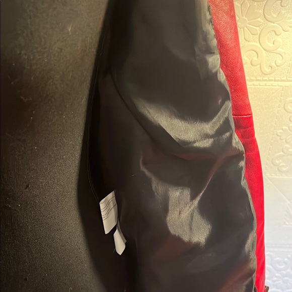 Red Leather Jacket with Fitted Silhouette - Picture 13 of 16